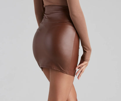 Edgy-Chic Faux Leather Mini Skirt